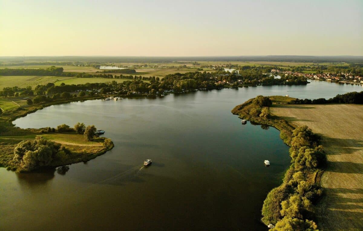 Lac de Potsdam au coucher du soleil